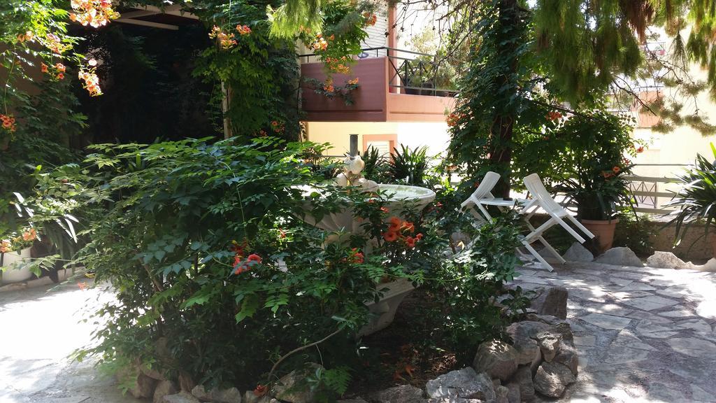 Pension Alkistis Tolón Buitenkant foto