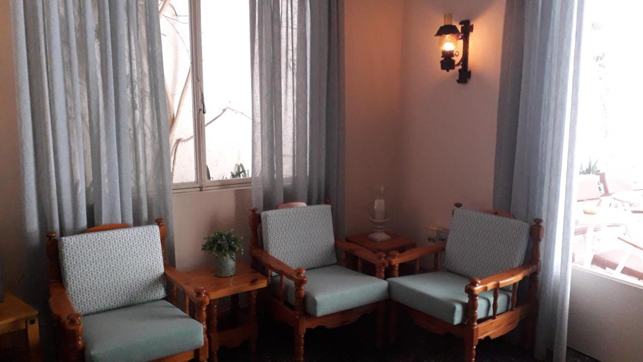 Pension Alkistis Tolón Buitenkant foto